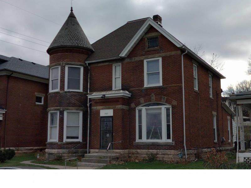 707 High Street - Photo 1