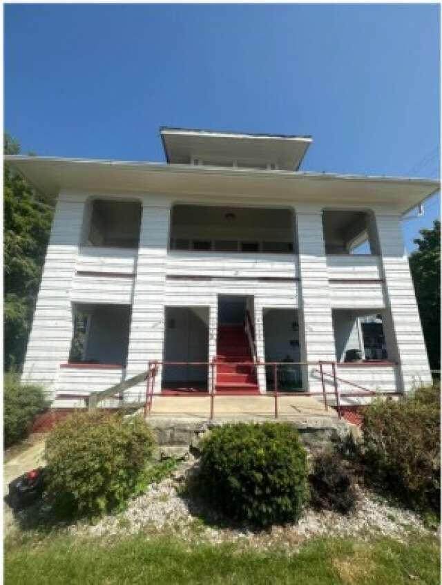 204 Johnny Lytle Avenue - Photo 1