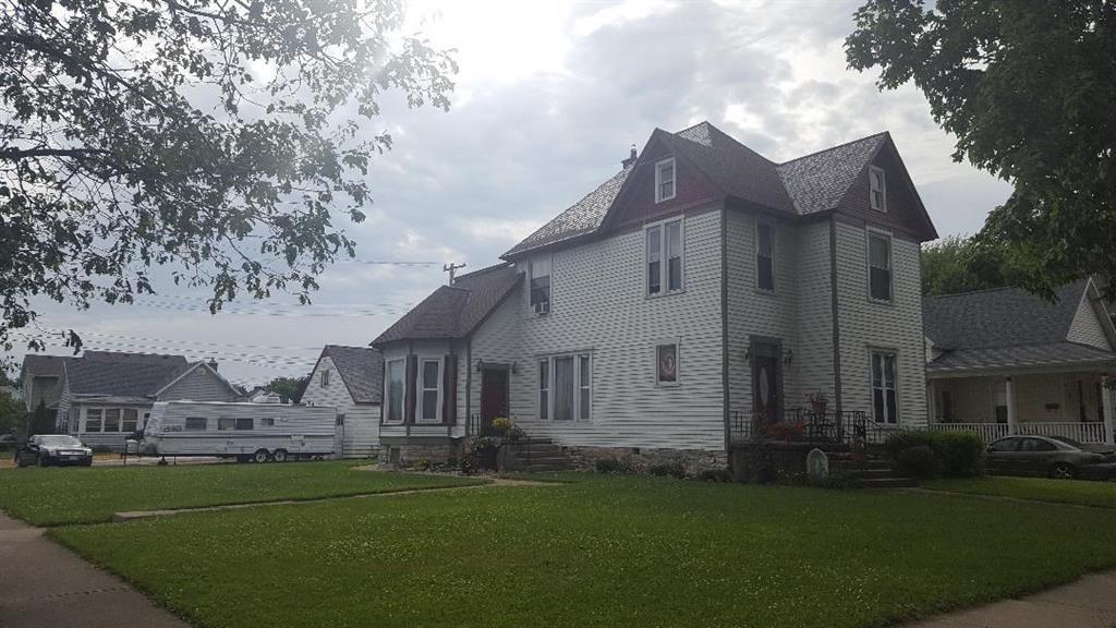 129 Ash Street - Photo 1