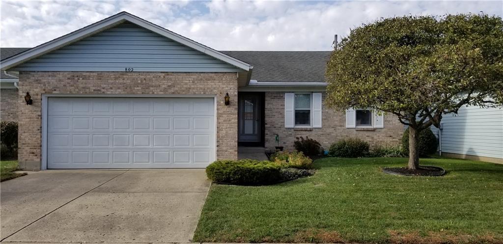 802 Spring Lake Cir - Photo 1