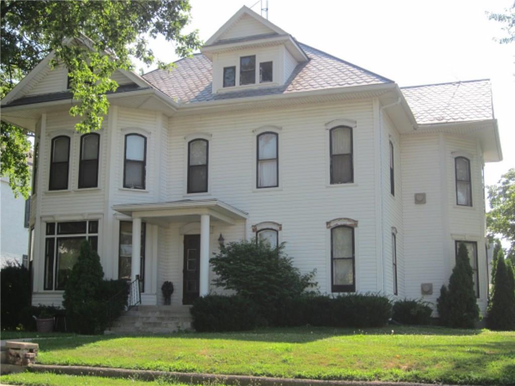 400 Main - Photo 1