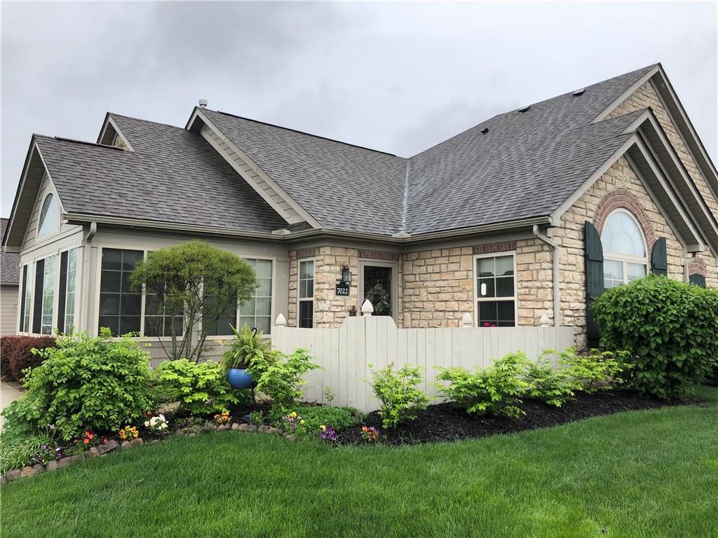 7022 Creekside Circle - Photo 1