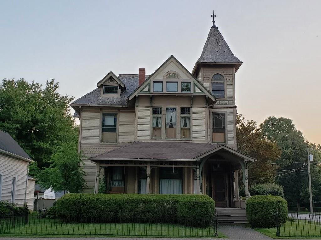 201 Wayne Street - Photo 1