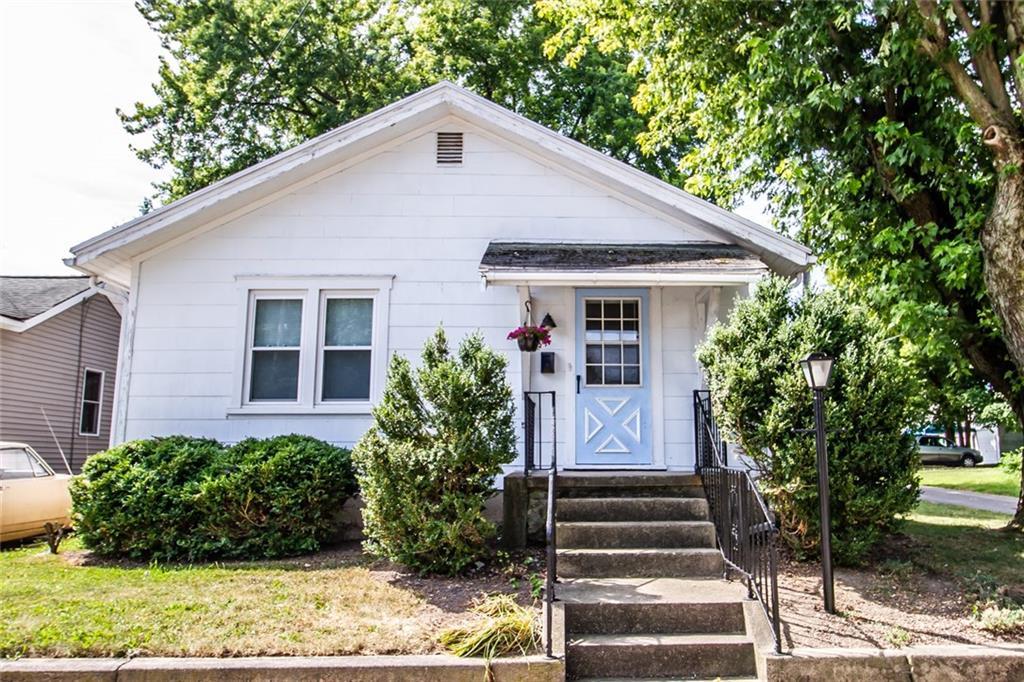 121 Laurel Street - Photo 1