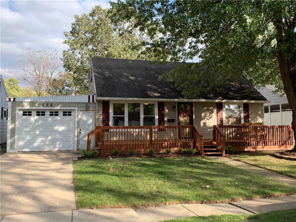 822 Hemlock - Photo 1