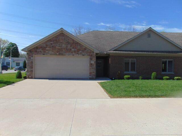 615 Spruce Street - Photo 1