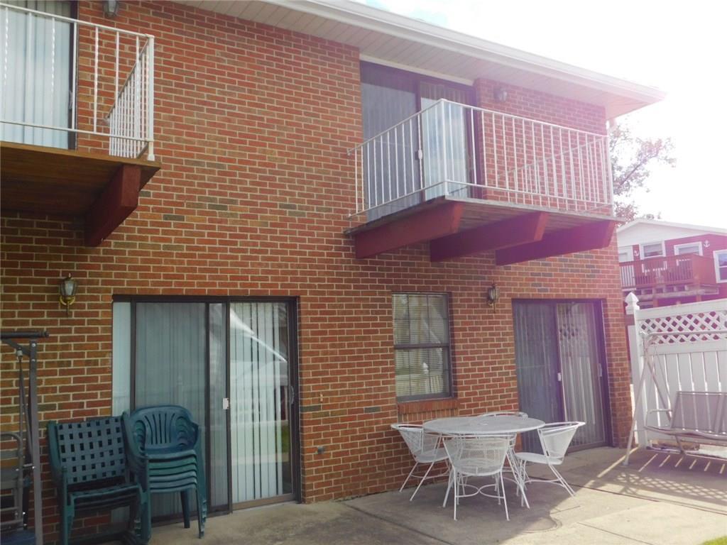 204 Warren - Photo 1