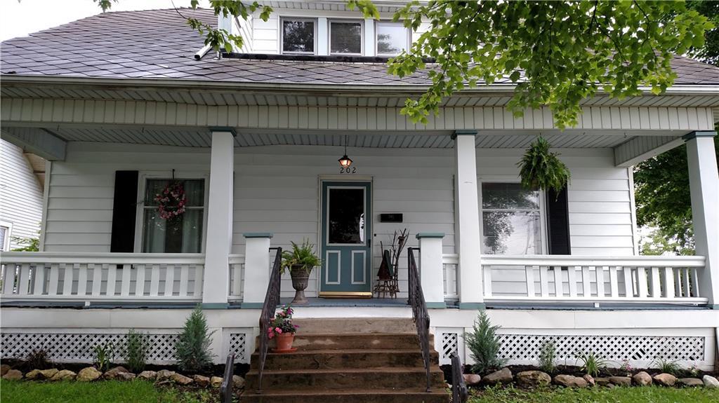 202 Walnut Street - Photo 1