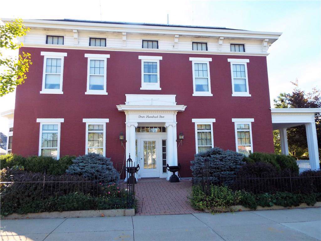 405 Spring Street - Photo 1