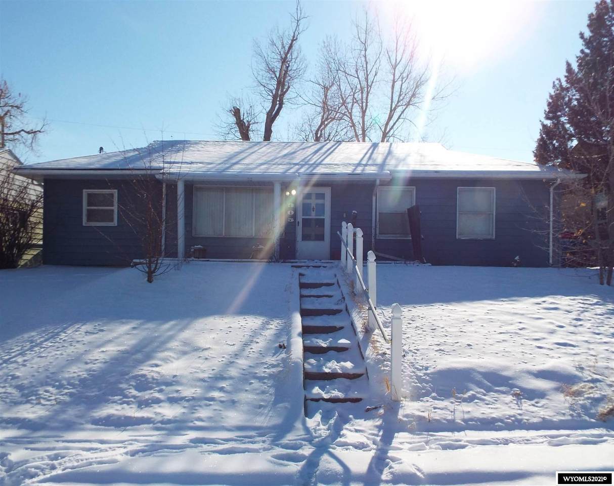 305 Nebraska Avenue - Photo 1