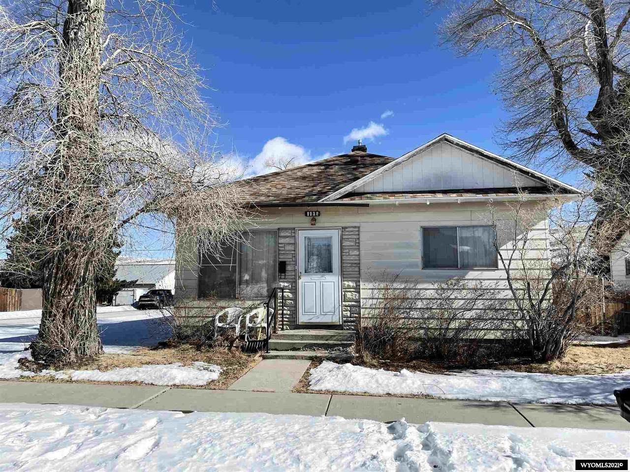 1122 Cedar St - Photo 1