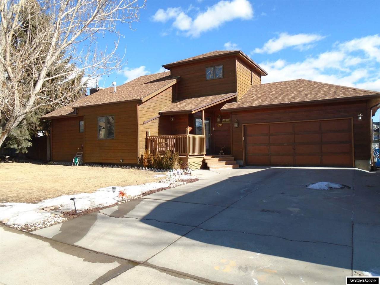 821 Burr Drive - Photo 1