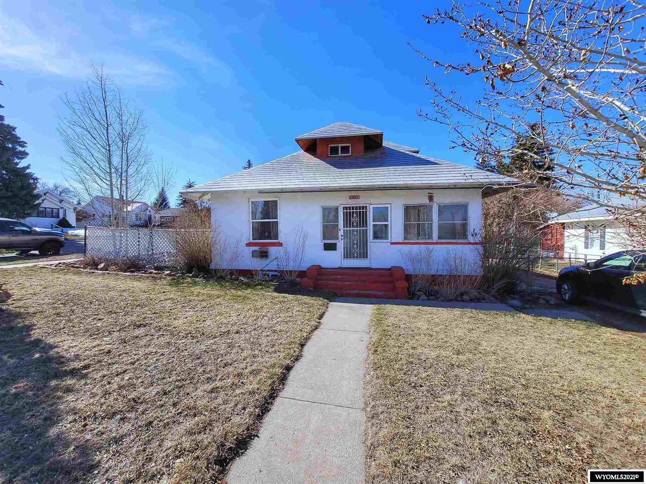 538 Harrison Drive - Photo 1