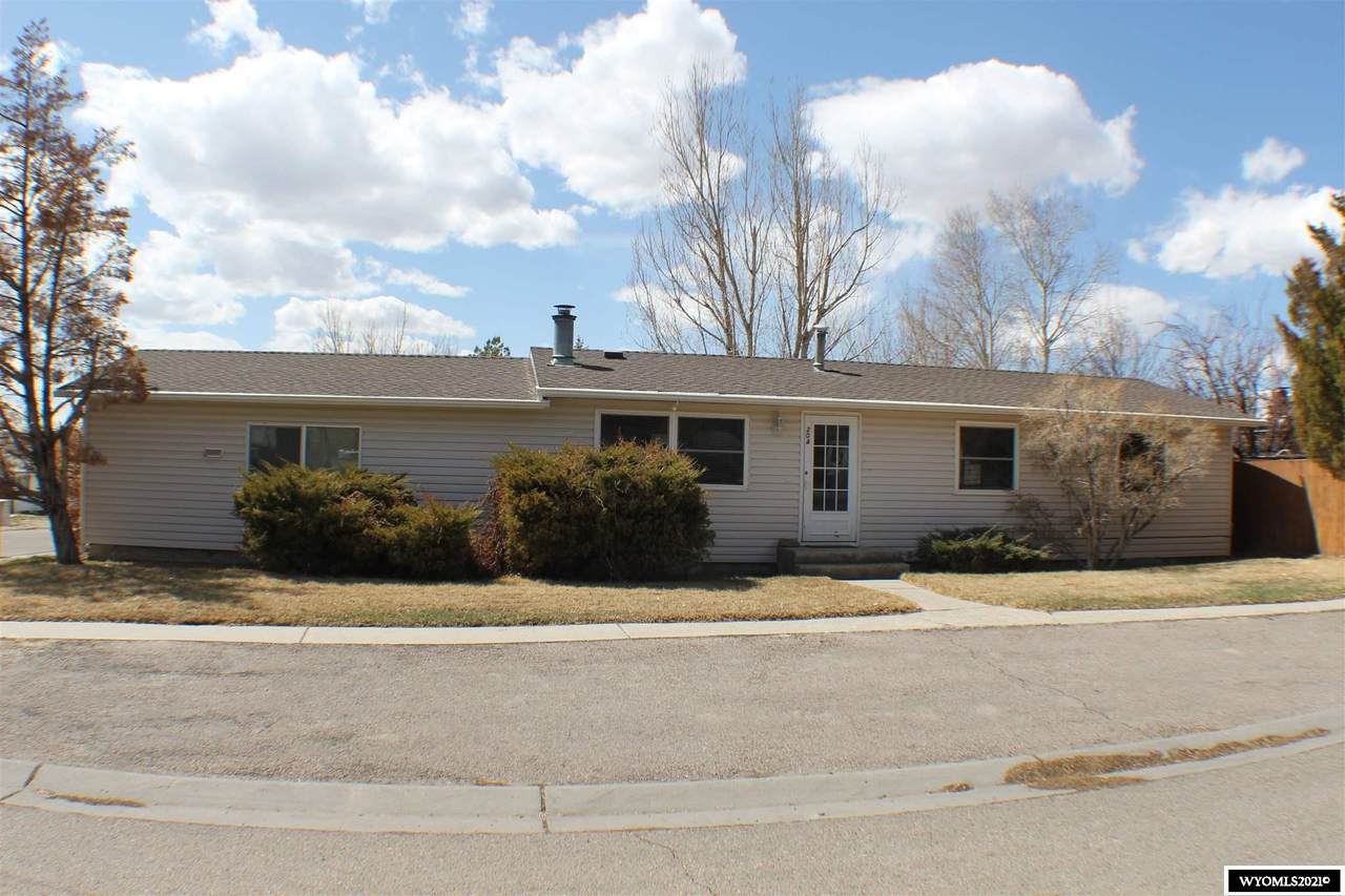204 Midway Street - Photo 1