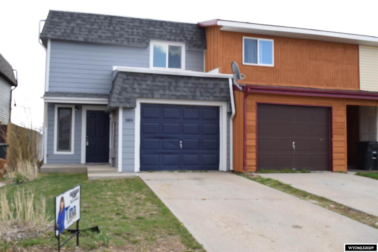 160 Roanoke Trail - Photo 1