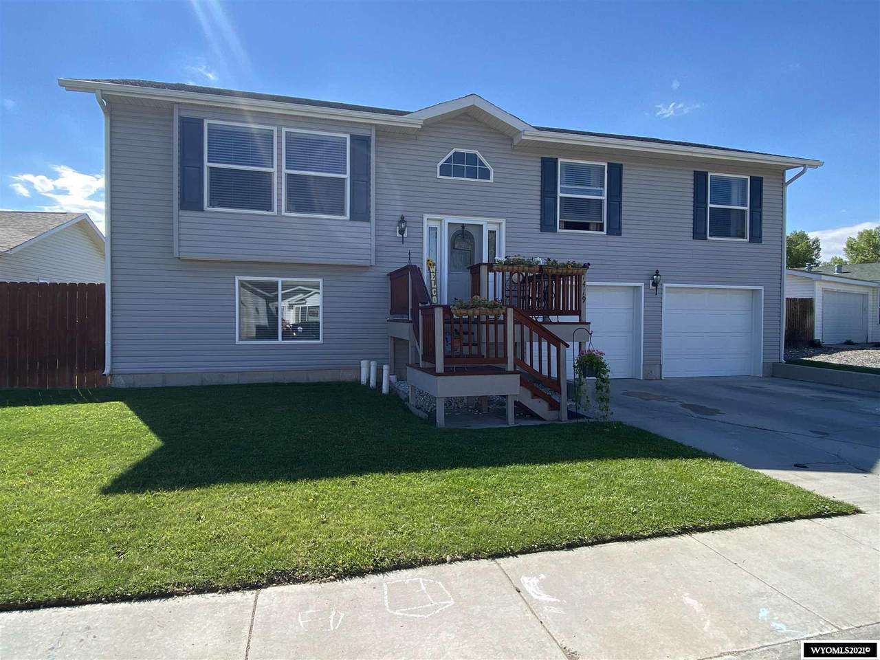 1419 Pinecrest Street - Photo 1