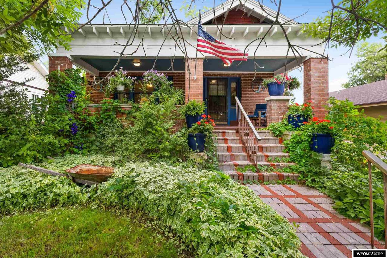 1112 Elm Street - Photo 1
