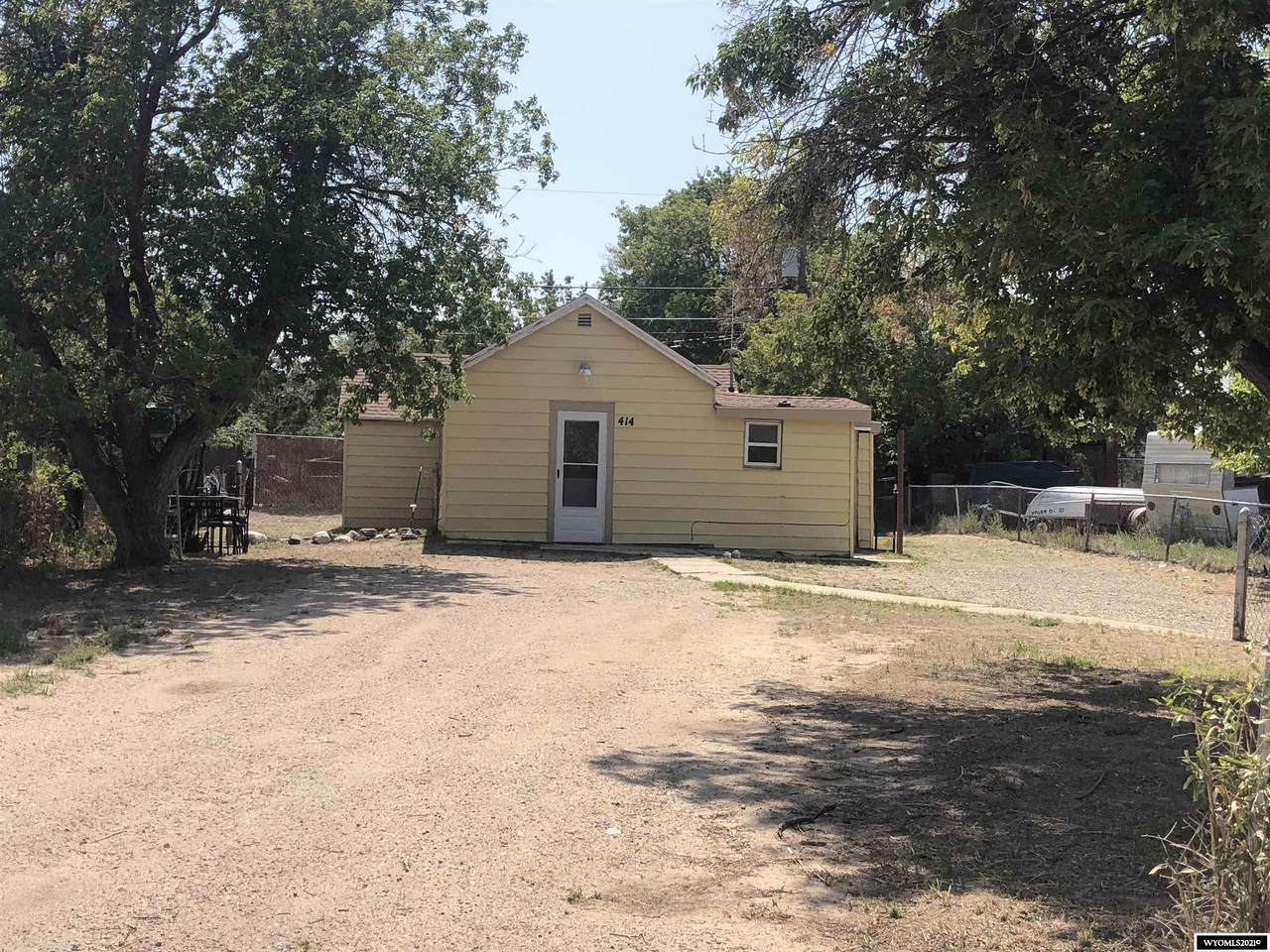 414 Davis - Photo 1