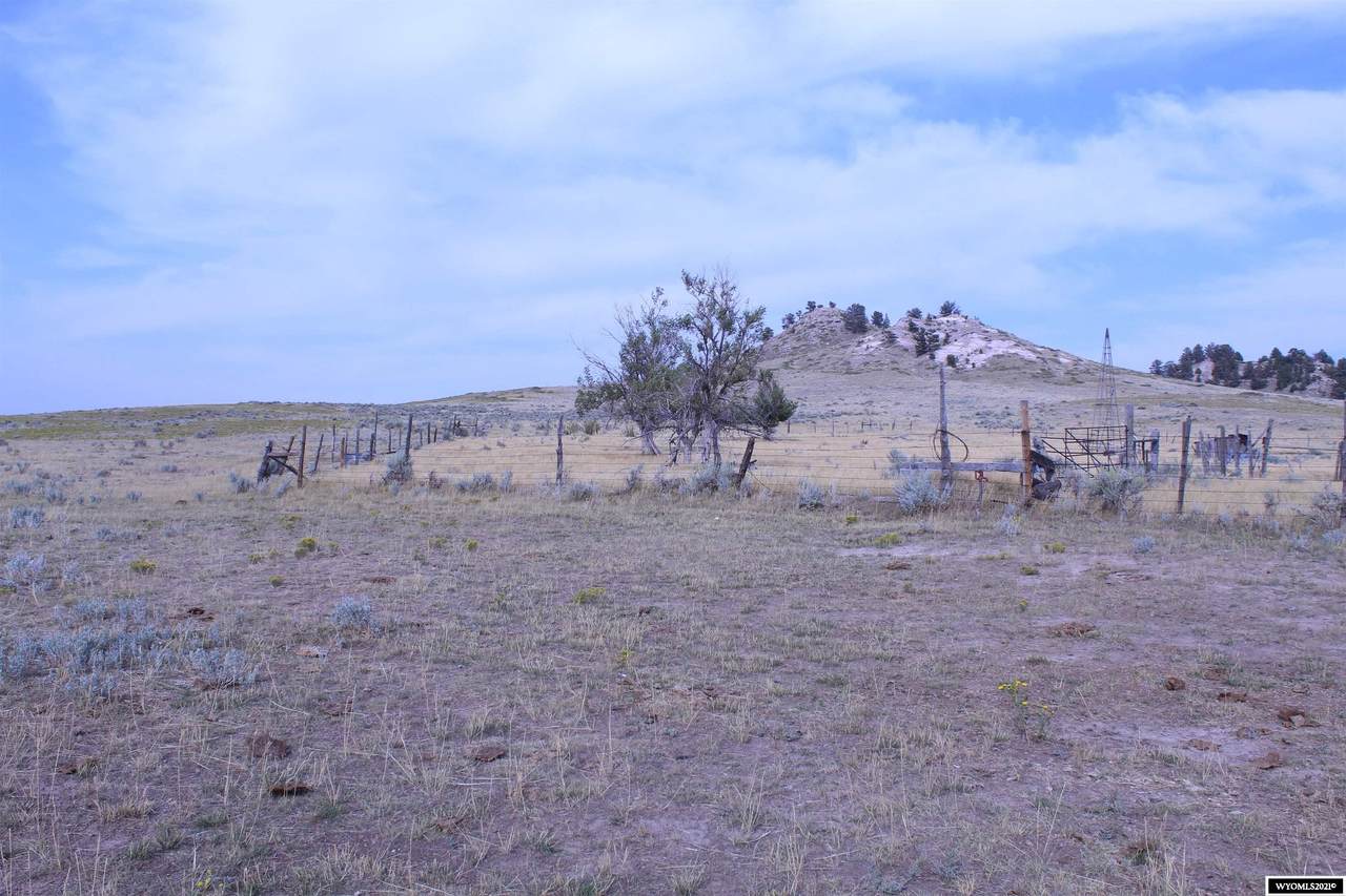 Divide Road - Photo 1