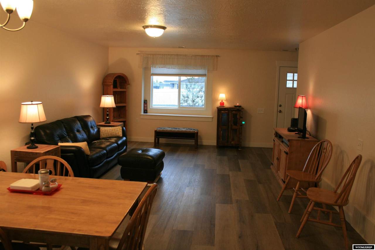 211 Horseshoe Drive - Photo 1