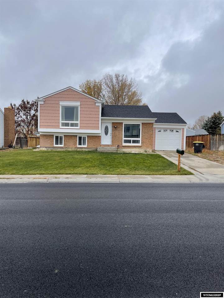 2610 Inverness Boulevard - Photo 1