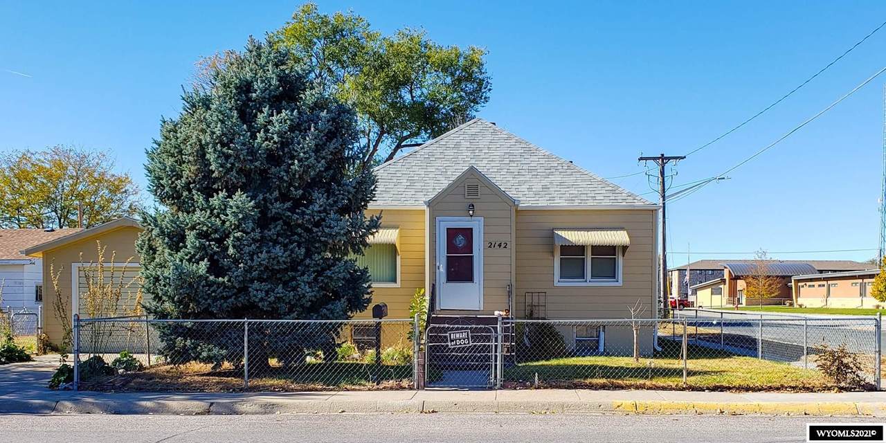 2142 D Street - Photo 1