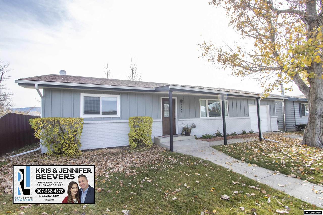 3585 Meadowlark Drive - Photo 1