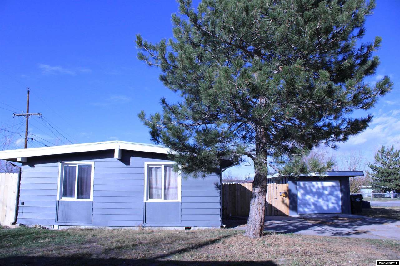 2954 Bellaire - Photo 1