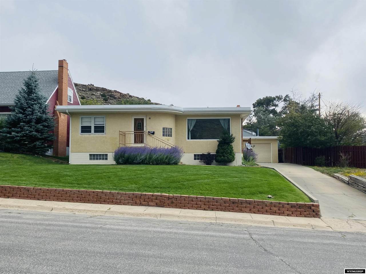 1455 Coulson Parkway - Photo 1