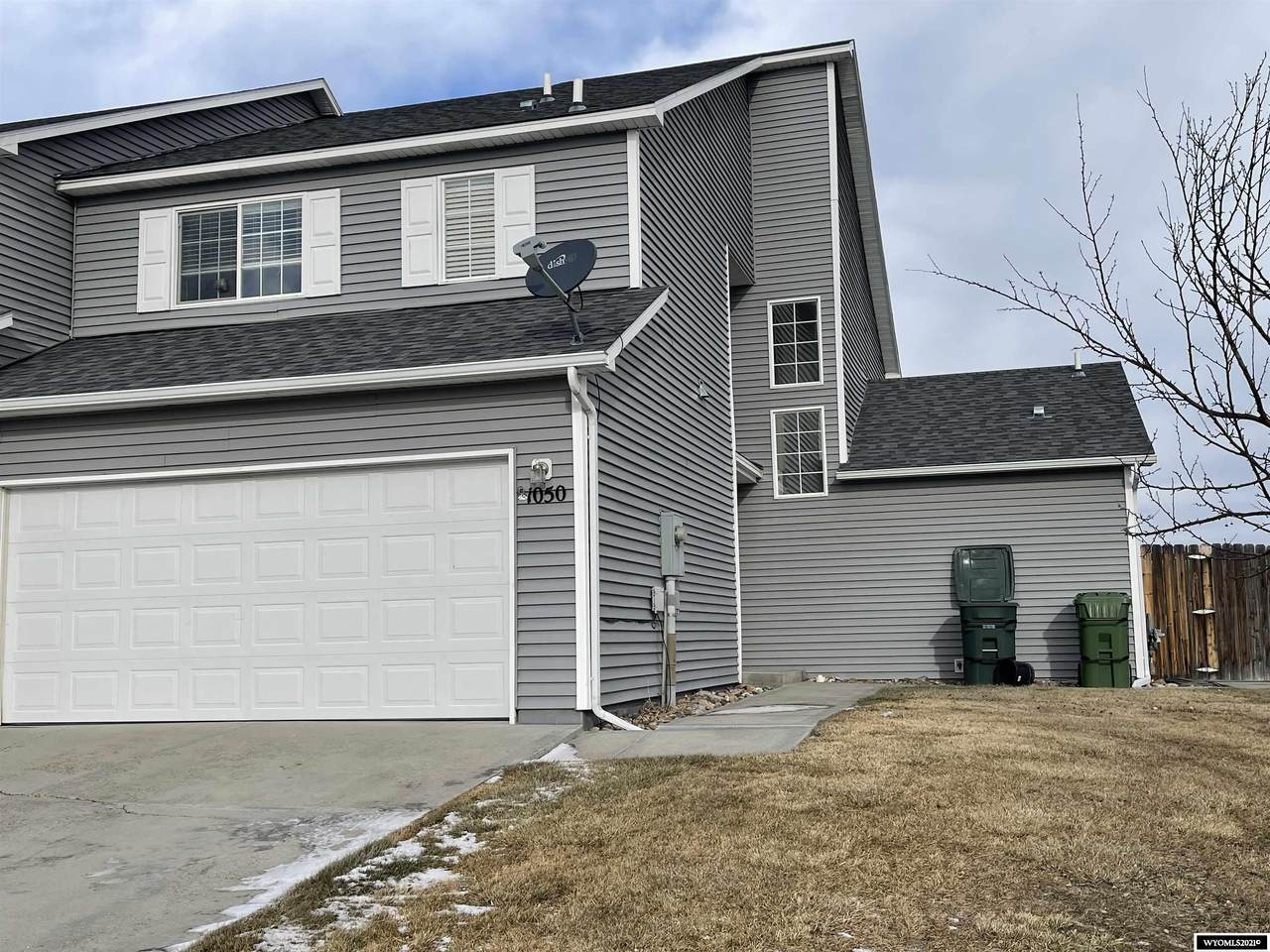 1050 Meadow Lane - Photo 1