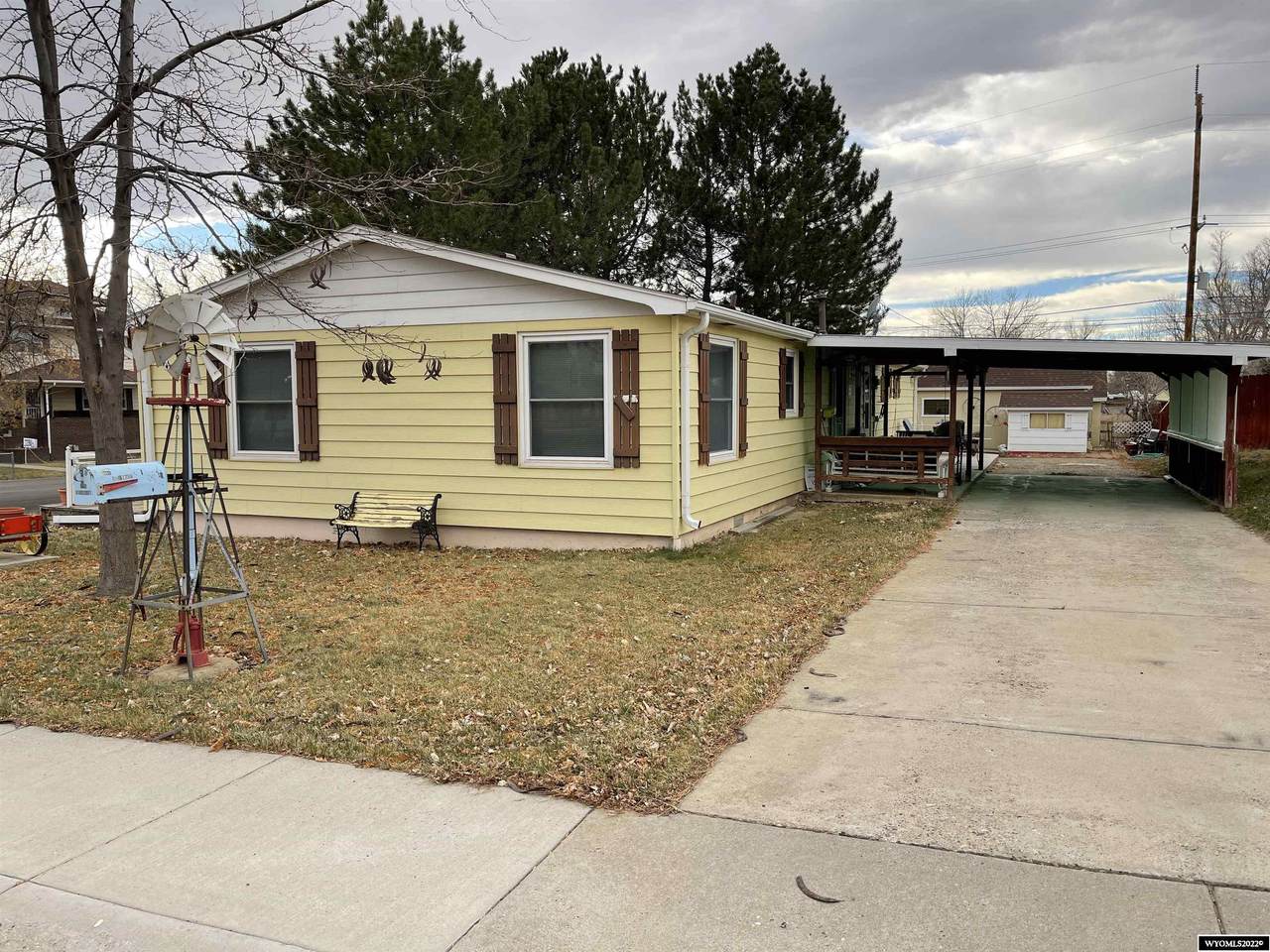 720 Hamilton - Photo 1