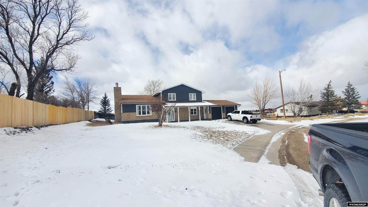 302 Idaho Drive - Photo 1
