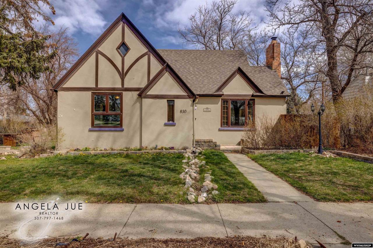 830 17th Street - Photo 1