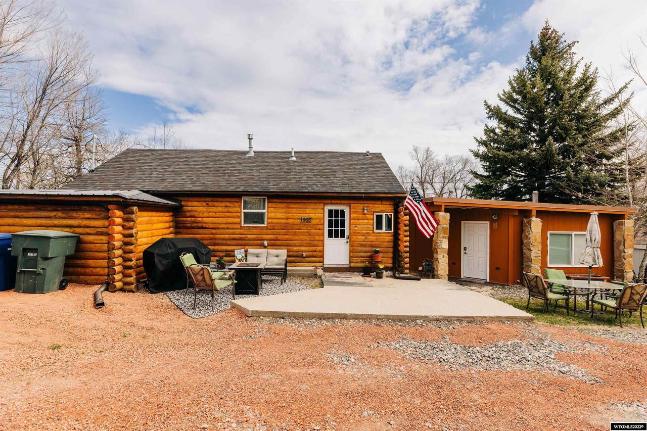 1665 Omarr Avenue - Photo 1