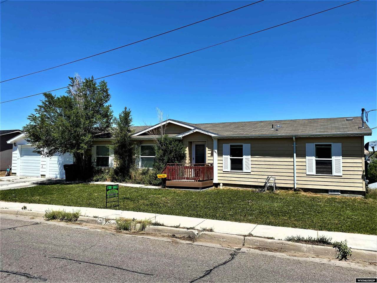 981 Thorpe - Photo 1
