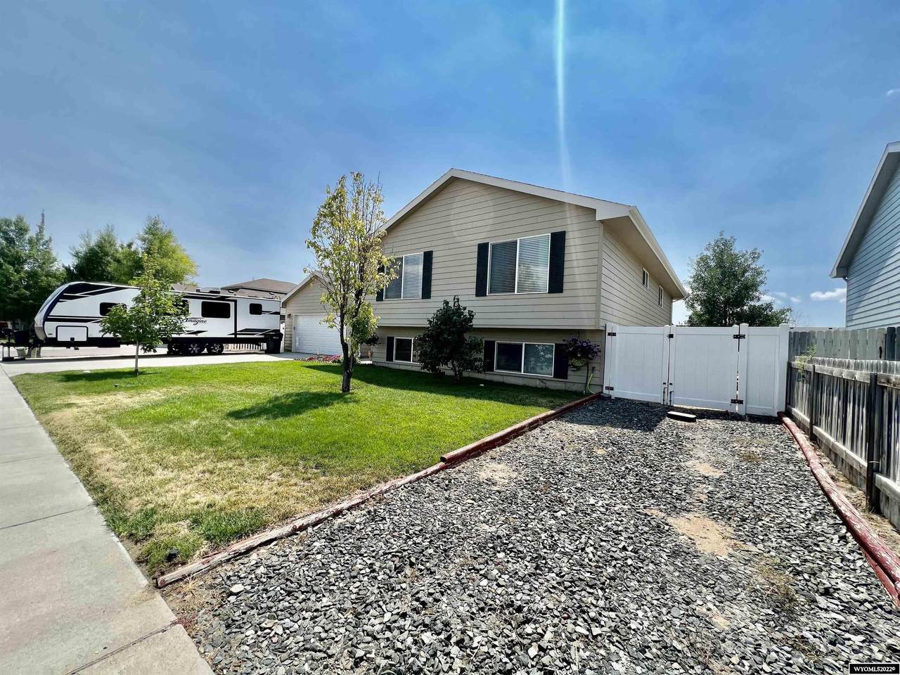 1829 Absaroka Trail - Photo 1
