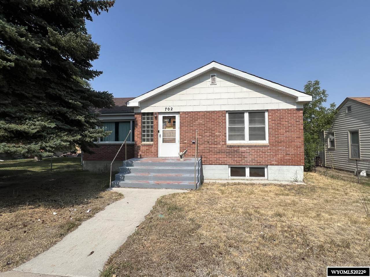 702 Park Avenue - Photo 1