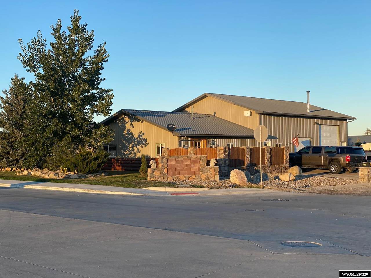 201 Flatiron Drive - Photo 1