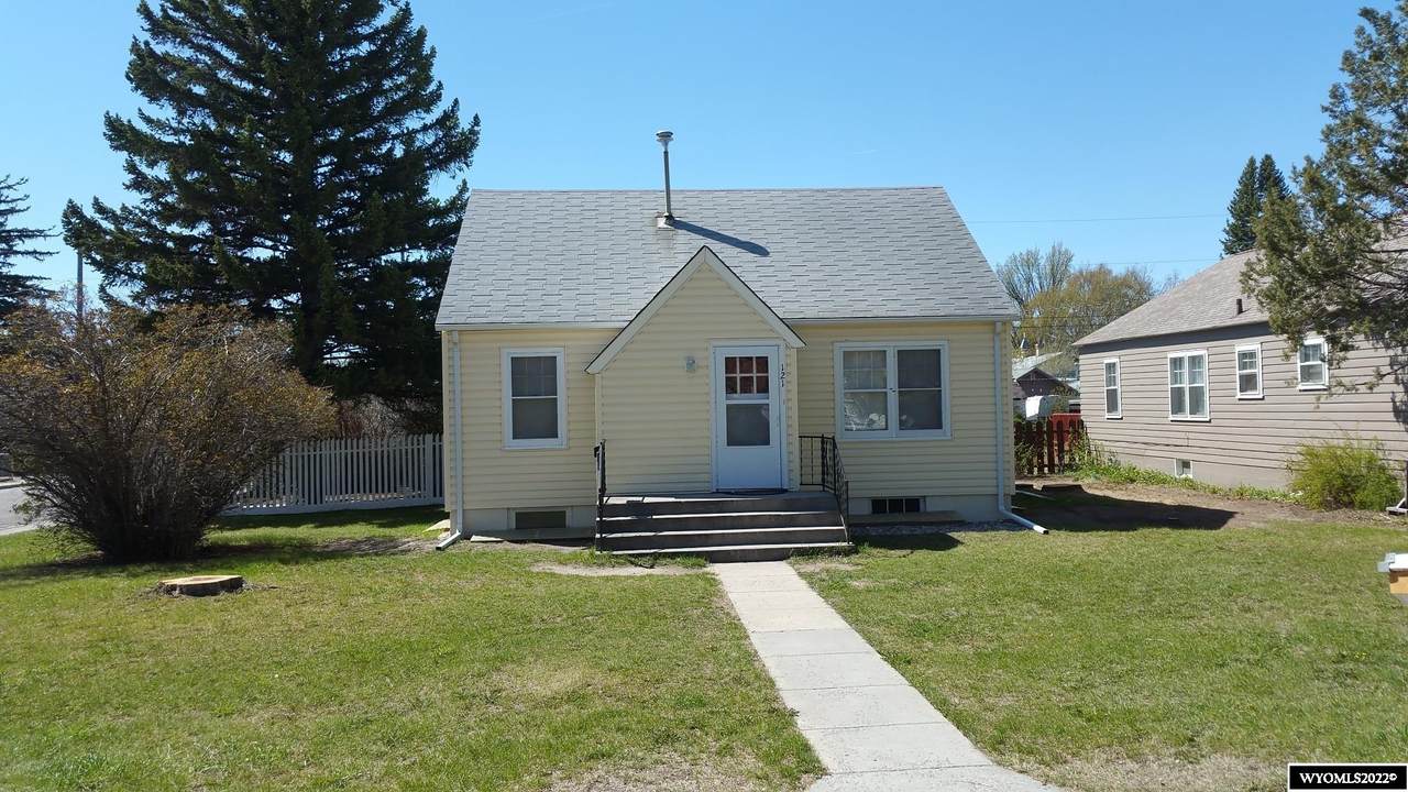 121 Jackson Avenue - Photo 1
