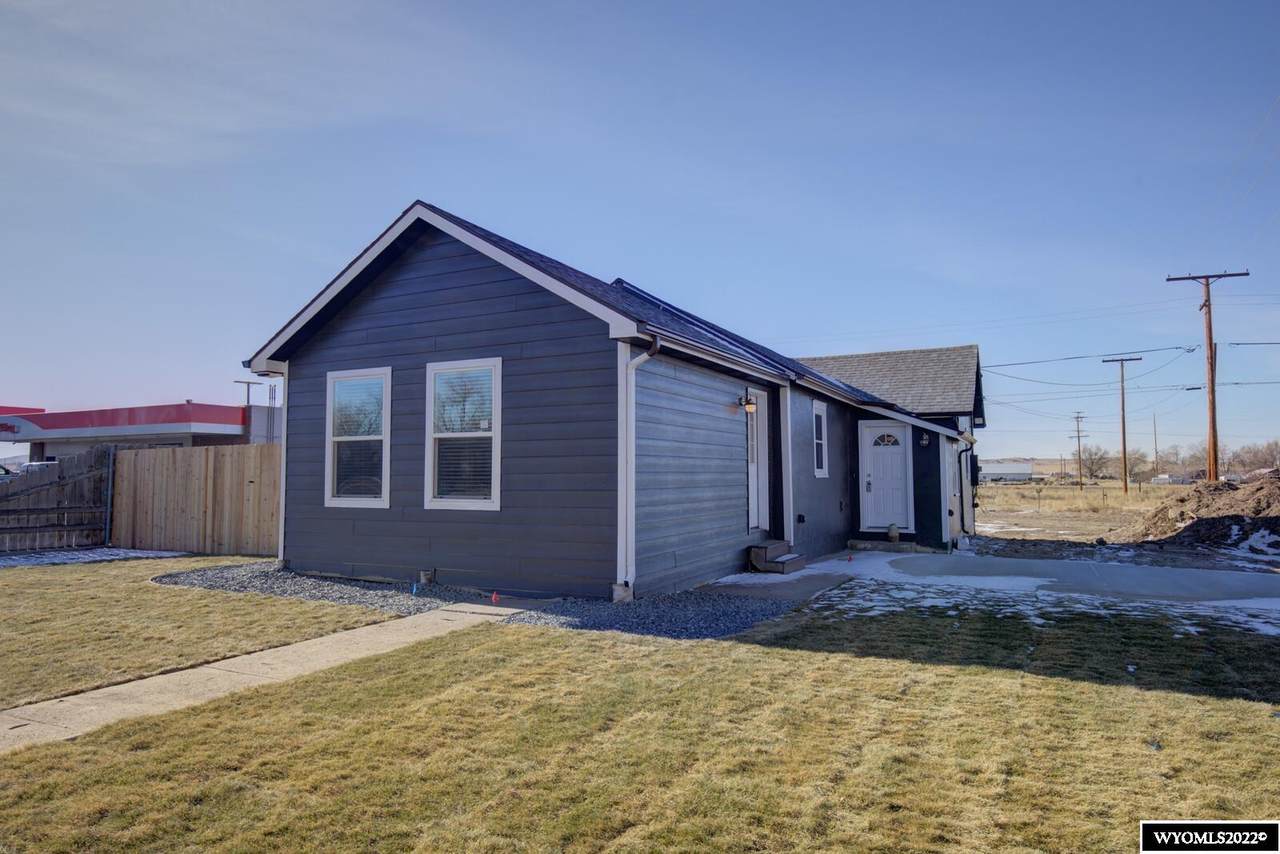 704 4th Street - Photo 1