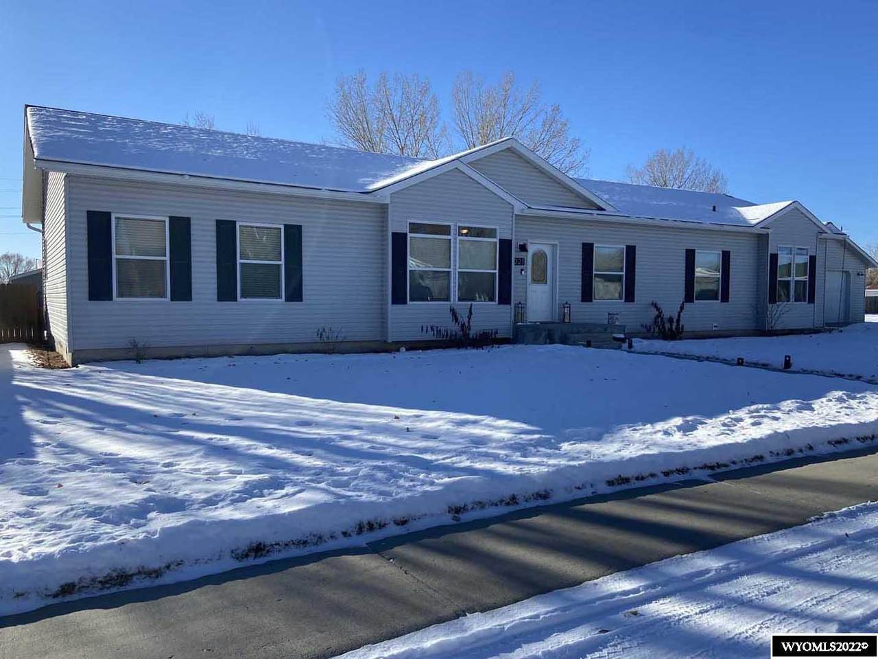 1021 Palisades Court - Photo 1