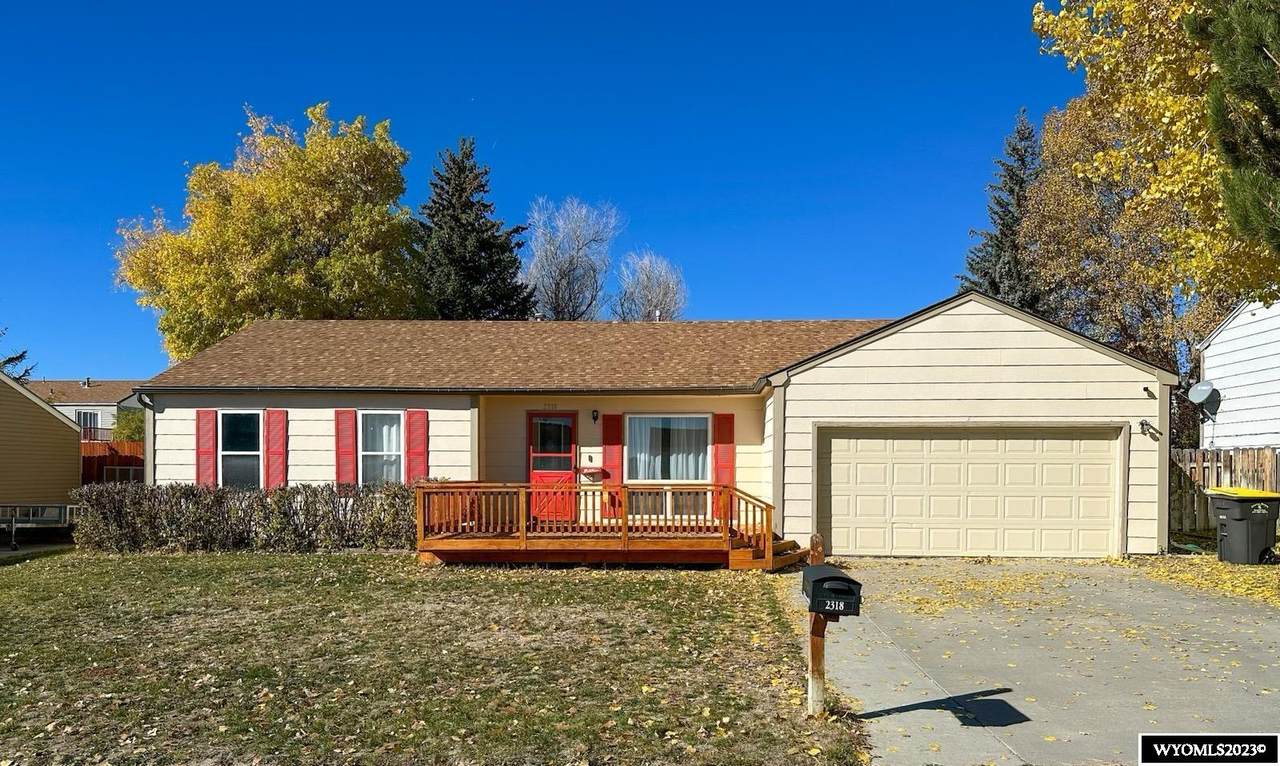 2318 Inverness Boulevard - Photo 1
