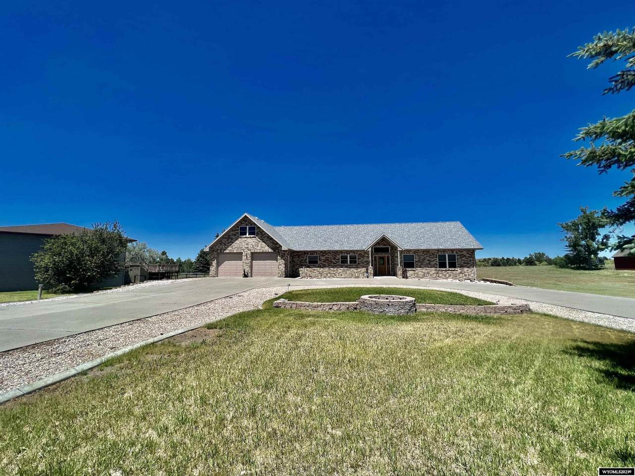 100 Fairway Drive - Photo 1