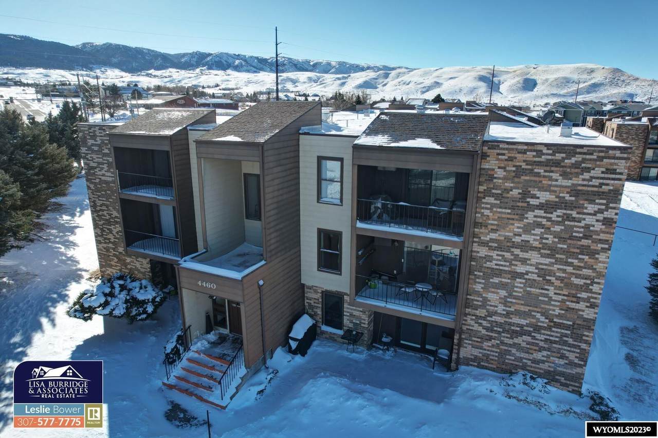 4460 Poplar #301 Street - Photo 1