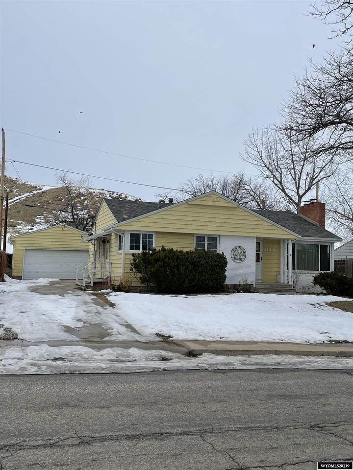 2104 Coffman - Photo 1