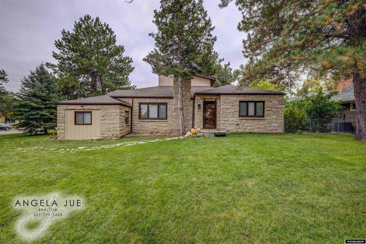743 13th Street - Photo 1