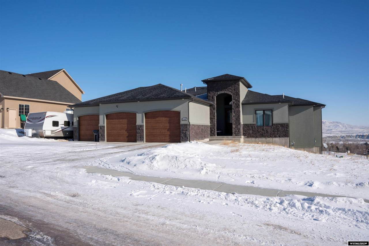 1340 Buck Drive - Photo 1