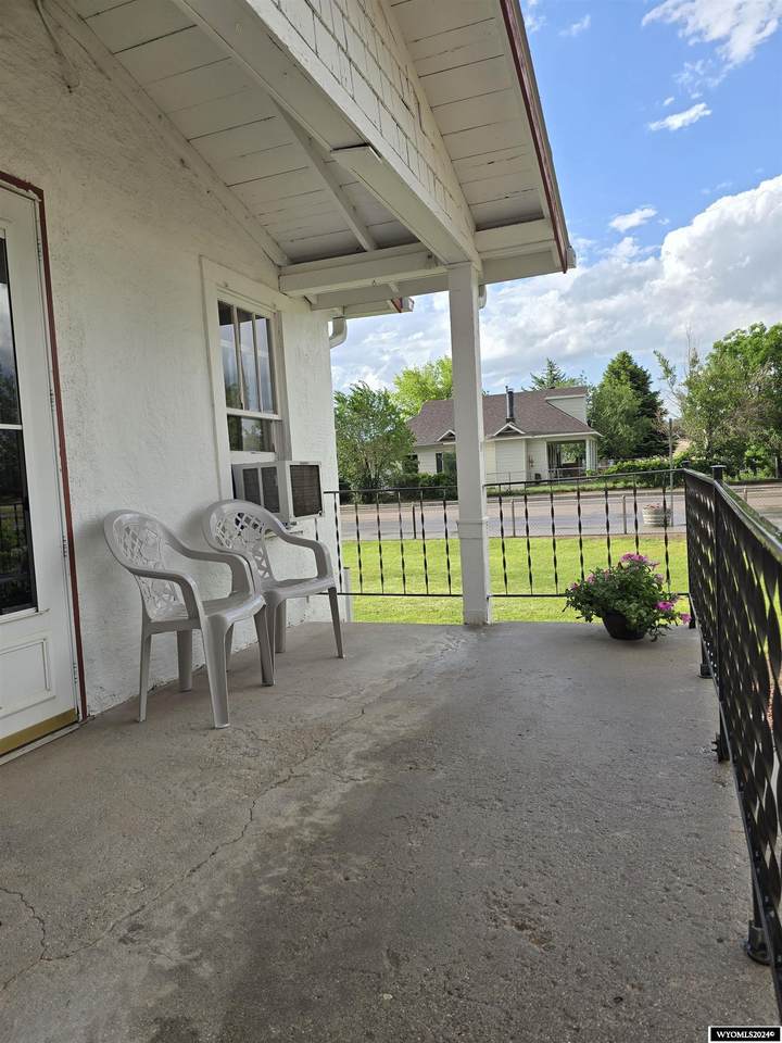 https://bt-photos.global.ssl.fastly.net/wyoming/1280_boomver_1_20242771-2.jpg