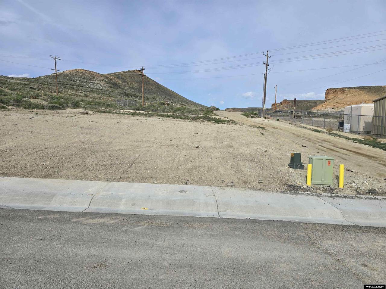 815 River View Drive - Photo 1