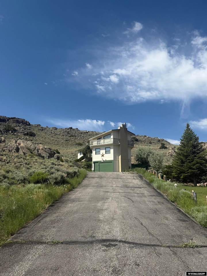 1630 Coulson Drive - Photo 1